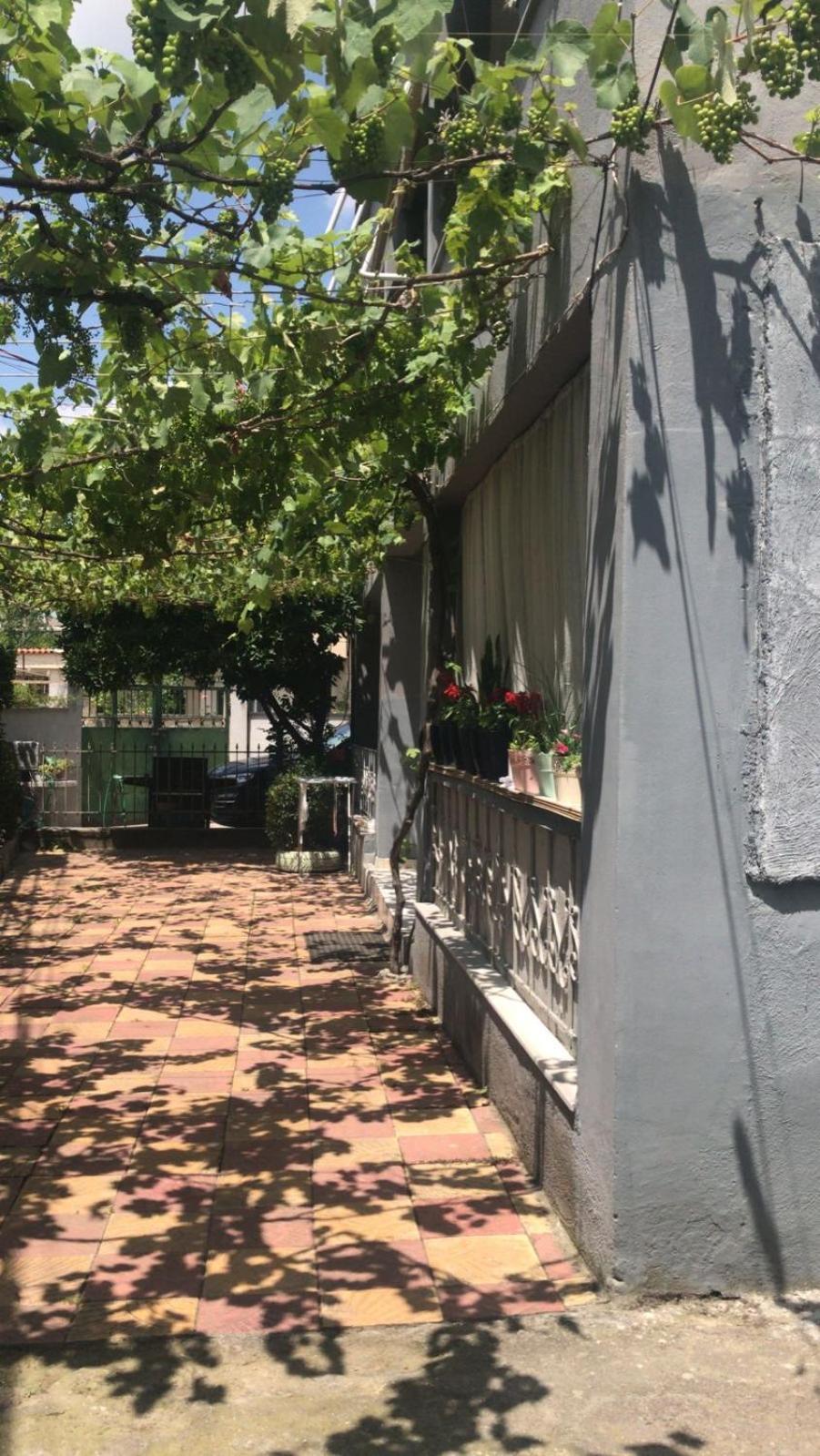 Green Door House Tirana Esterno foto